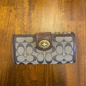 Coach Signature Wallet